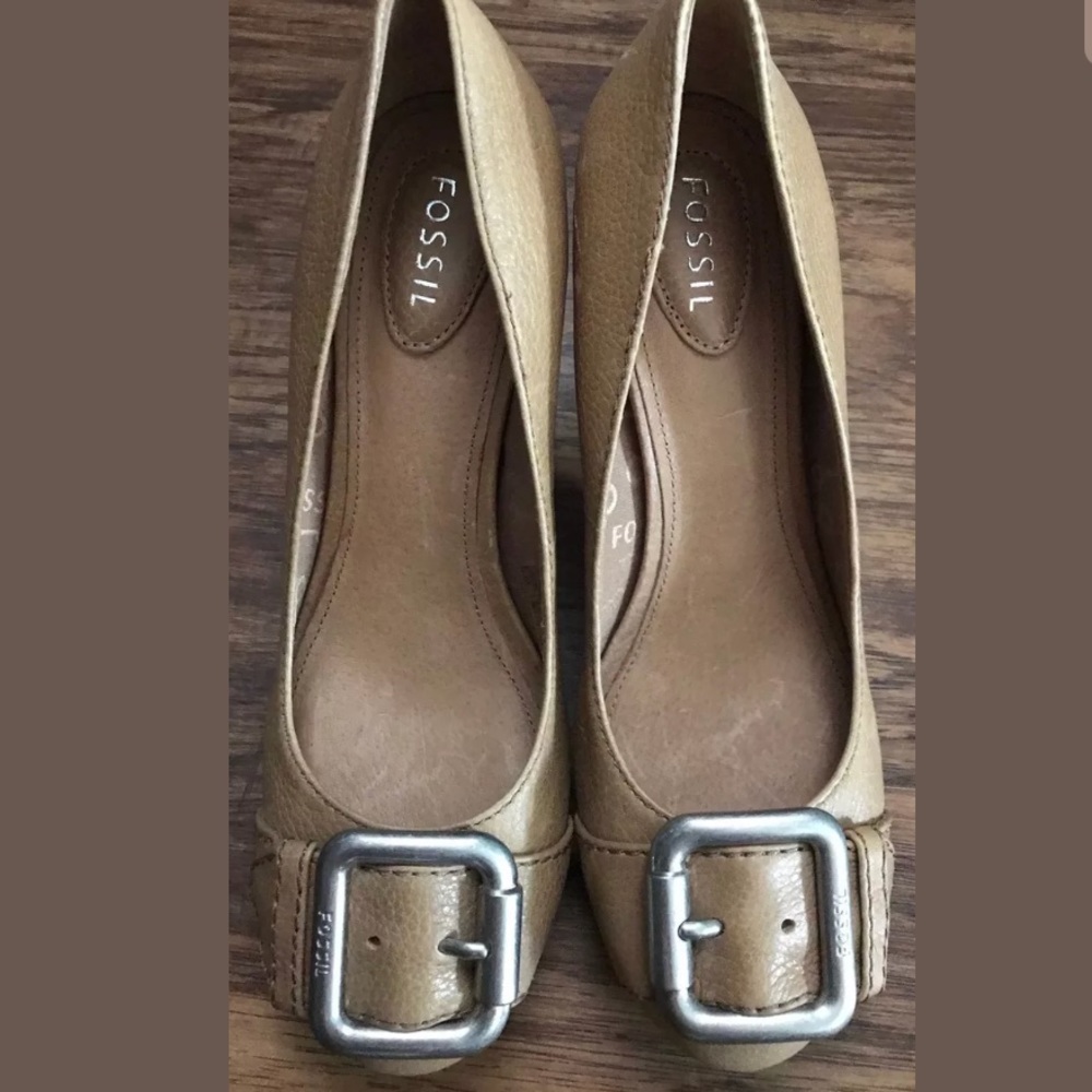 FOSSIL MADDOX BUCKLE Leather PUMPS Block Heel sz 7
